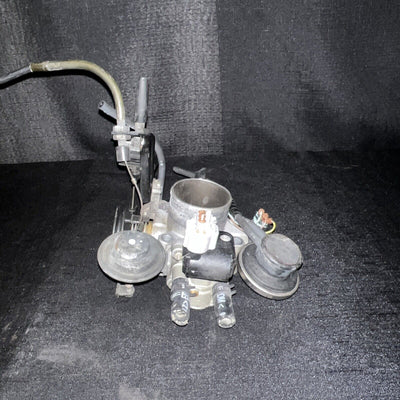 Toyota Camry Throttle Body 2.2L (22210-03060) OEM 1997-2000
