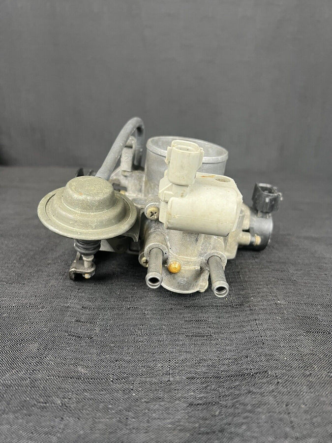 Toyota Solara Throttle Body 2.2L OEM 22210-7A360 1999-2001