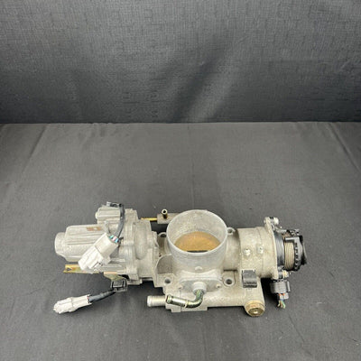 Toyota Sequoia Tundra 4.7L Fuel Throttle Body 22030-50142 1998-2002