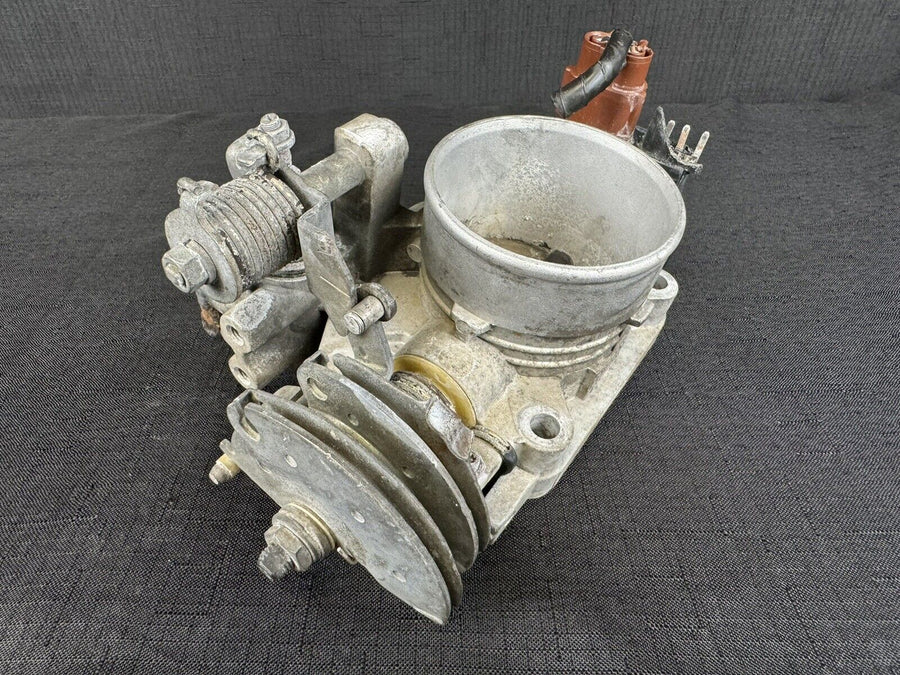 Nissan Frontier Throttle Body 3.3L 16118-4S111 OEM 1999-2000, 2002-2004