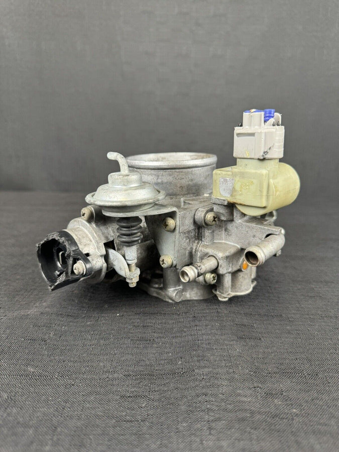 Toyota 4Runner Throttle Body 3.4L 22210-62220 OEM 1996-1999
