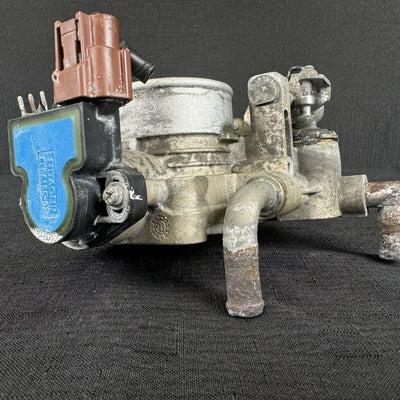 Nissan Frontier Throttle Body 3.3L 16118-4S111 OEM 1999-2000, 2002-2004