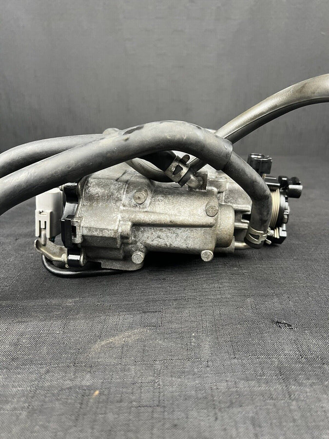 Toyota Tacoma 3.4l Throttle Body Assembly Oem 22030-62020 2001-2004