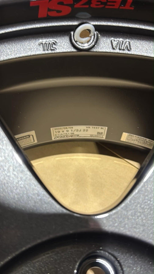 47751176