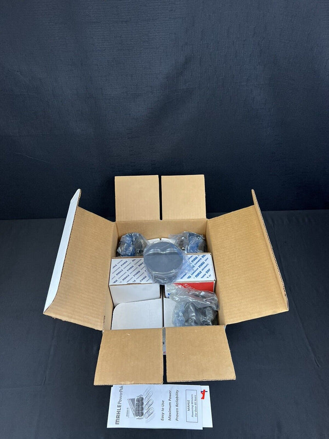 MAHLE PISTONS 930200840 FORGED FLAT TOP 4.040 BORE SBC (8)