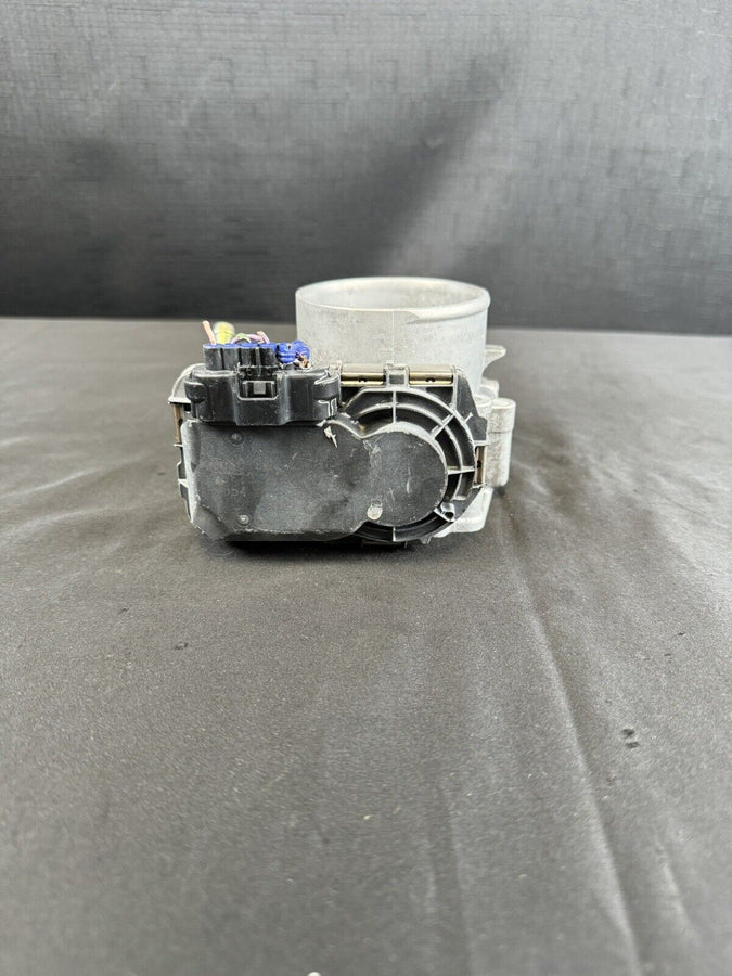 Toyota Tundra Throttle Body Assembly/Motor 4.7L OEM (22030-50170) (02-04)