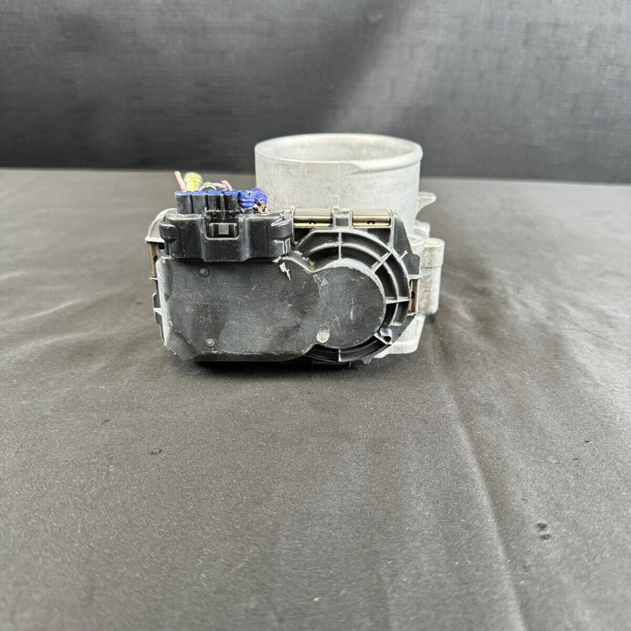 Toyota Tundra Throttle Body Assembly/Motor 4.7L OEM (22030-50170) (02-04)