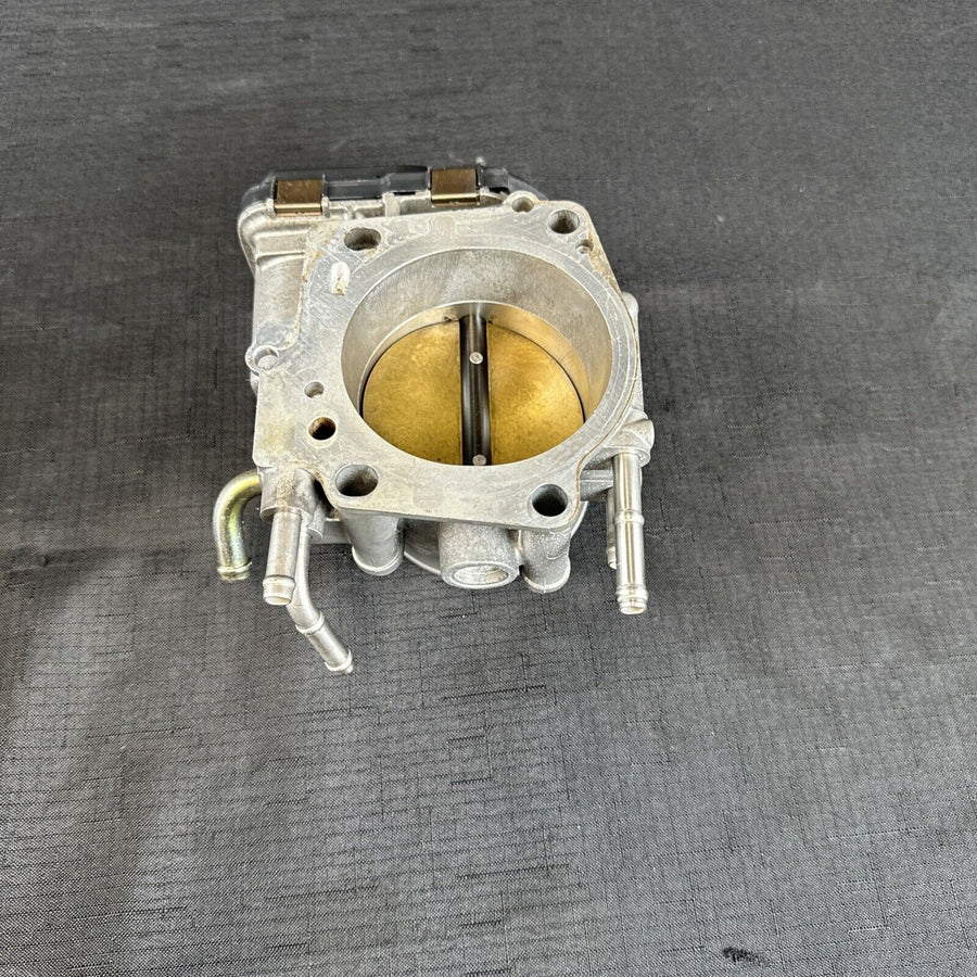 Toyota Tundra Throttle Body Assembly/Motor 4.7L OEM (22030-50170) (02-04)