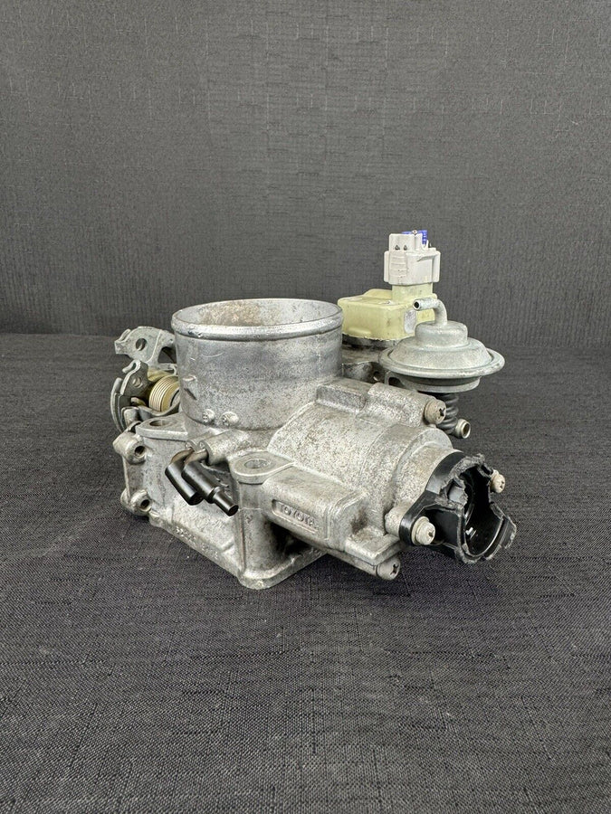 Toyota 4Runner Throttle Body 3.4L 22210-62220 OEM 1996-1999