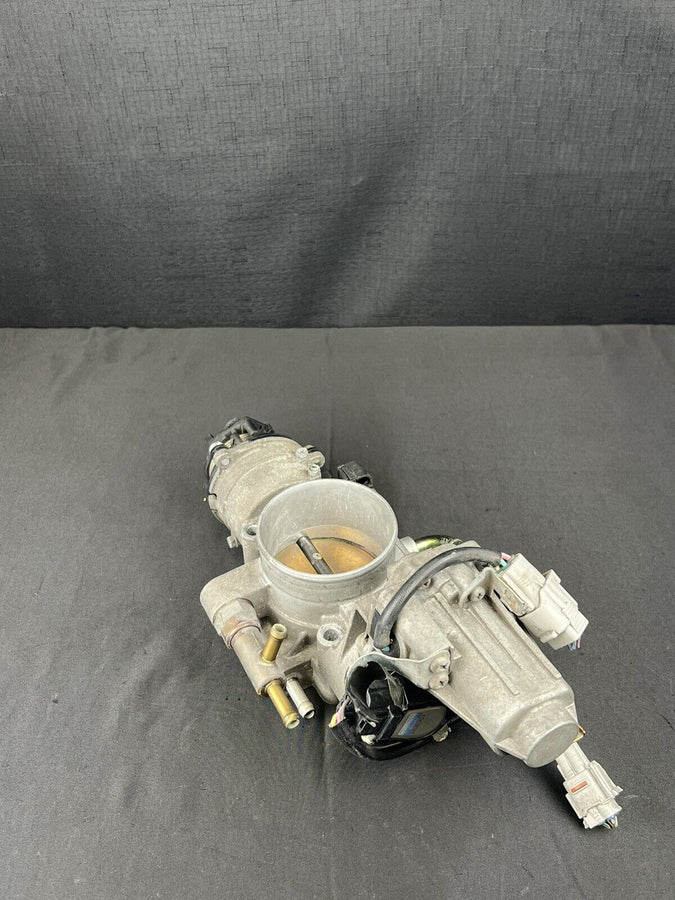 Toyota Sequoia Tundra 4.7L Fuel Throttle Body 22030-50142 1998-2002
