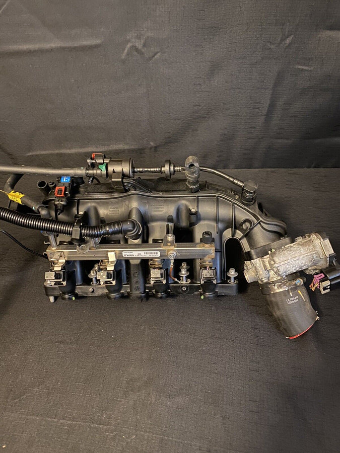 Chevy Sonic Intake Manifold Complete 55581014 Oem  2013-2018