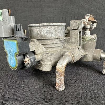 Nissan Xterra Throttle Body 3.3L RTQ60-13 OEM 2000-2004