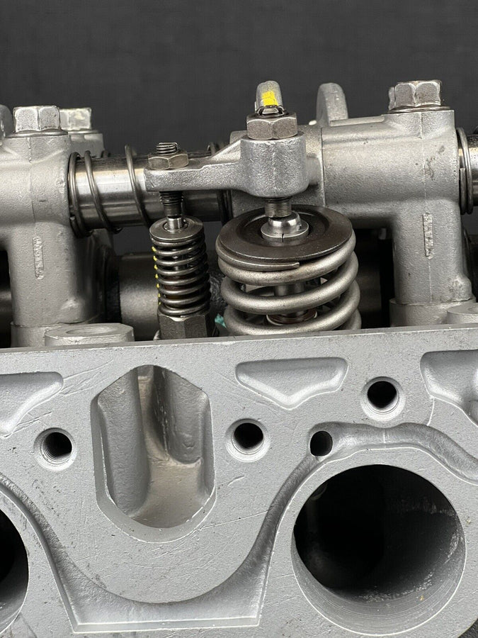 Mitsubishi/Clark 4G54 Forklift Cylinder Head w/ valves springs Complete CL909852