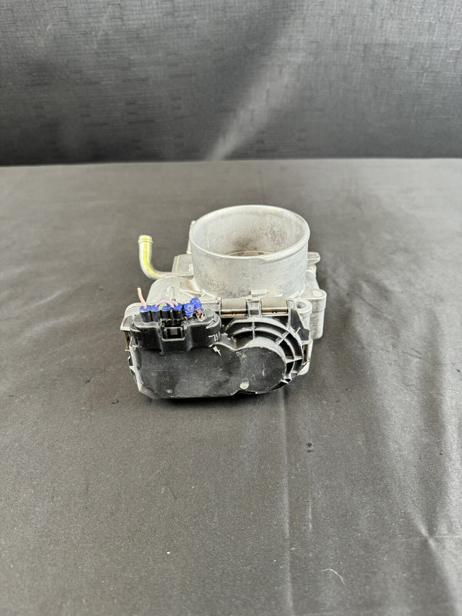 Toyota Tundra Throttle Body Assembly/Motor 4.7L OEM (22030-50170) (02-04)