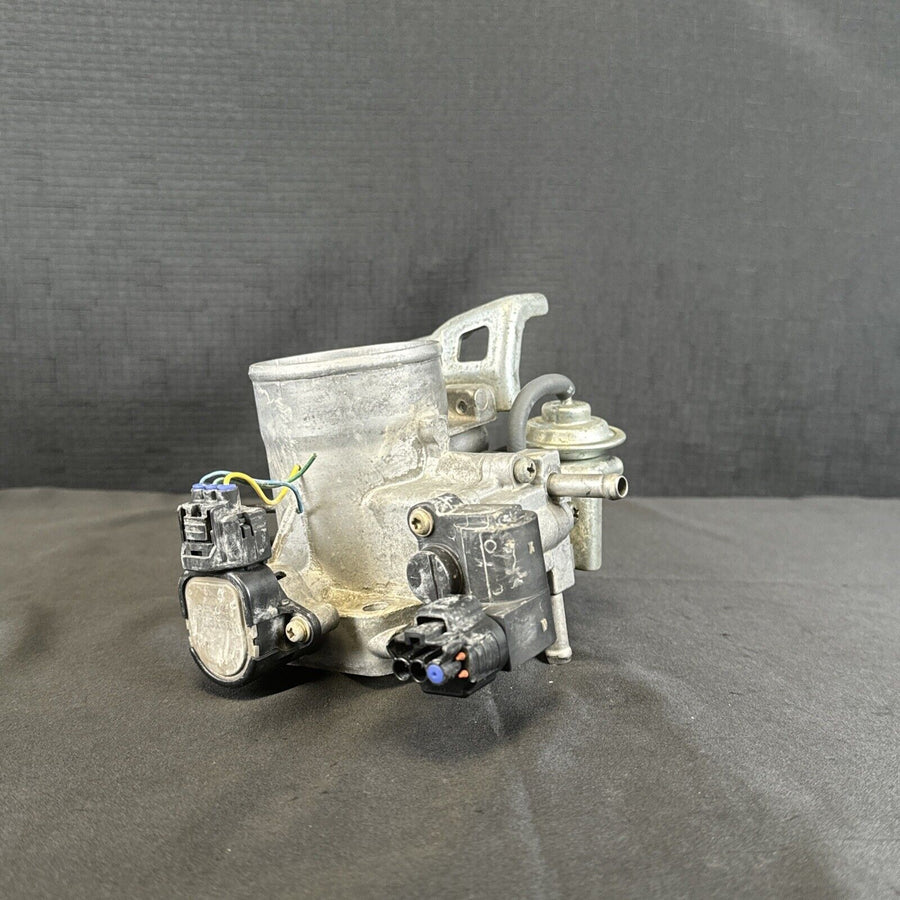 Toyota Tacoma Throttle Body  2.7L & 2.4L 00-04 (22210-75250) 4 Runner AT