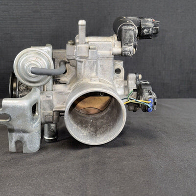 Toyota Tacoma Throttle Body  2.7L & 2.4L 00-04 (22210-75250) 4 Runner AT