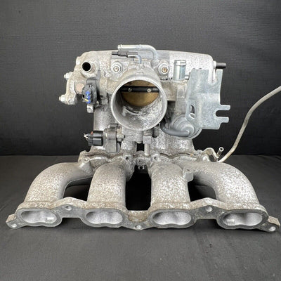 Toyota T-100 Tacoma Throttle Body w/Manifold Auto 22210-75180 Oem 1996-1997