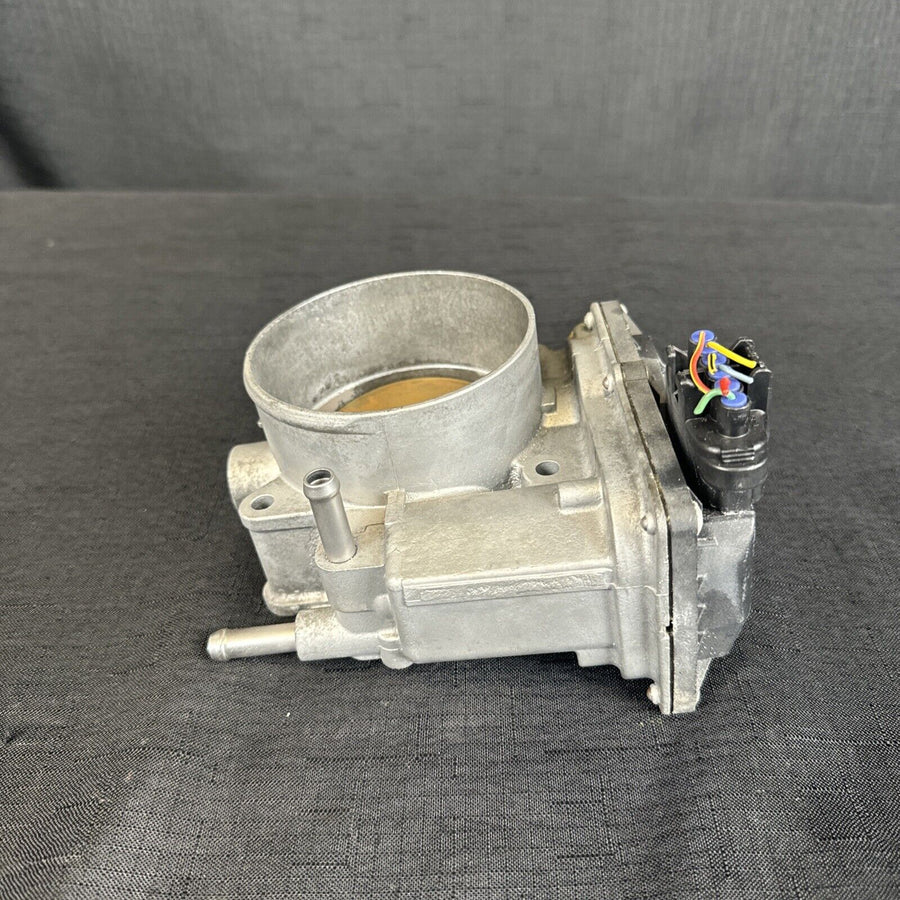 Toyota Tundra Throttle Body 5.7L OEM 22030-0S010 2007-2021