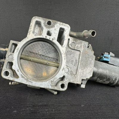 Chevrolet Suburban 1500 5.3L V8 Throttle Body OEM 17098019 2000-2002