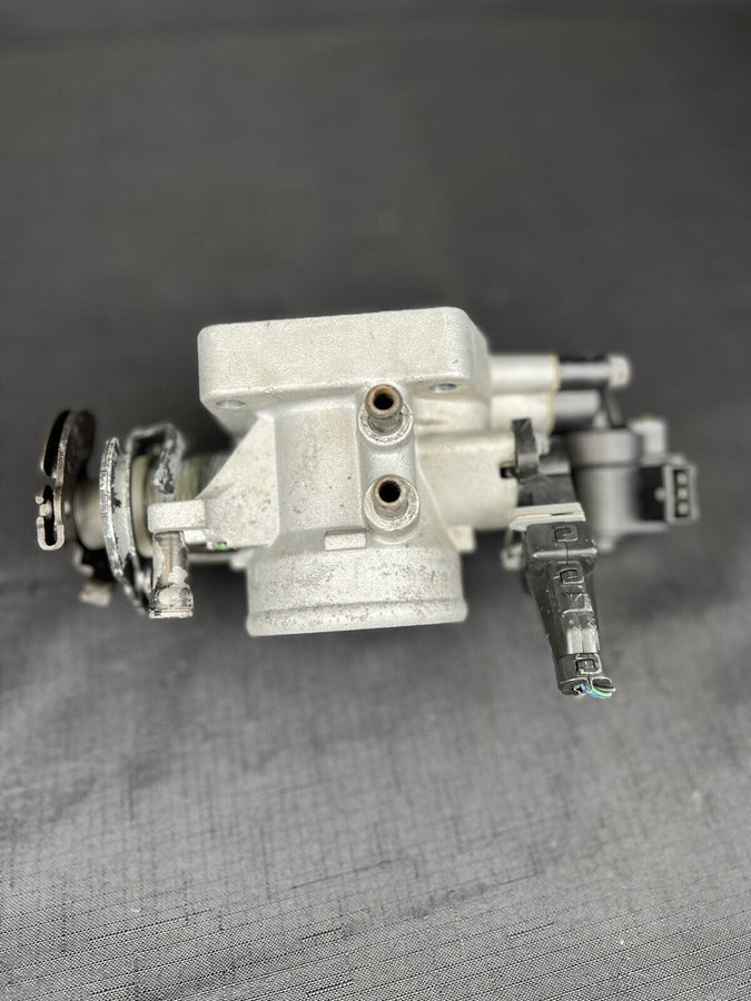Hyundai Tucson throttle body 2.7l 35100-37420 OEM 2005-2009