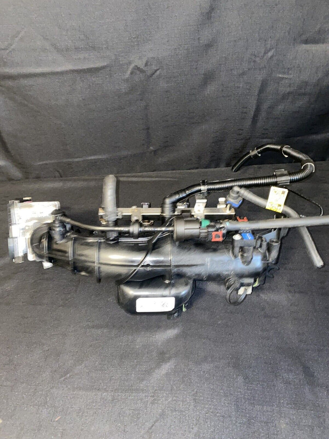 Chevy Sonic Intake Manifold Complete 55581014 Oem  2013-2018