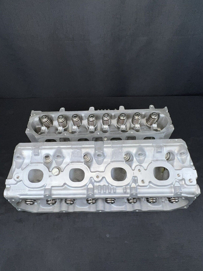 L83 GM 5.3L Cylinder Head Assembly Silverado 12620214