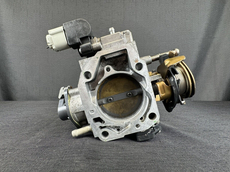 Honda Odyssey Throttle Body 3.5L V6 617283940 OEM 2002-2004