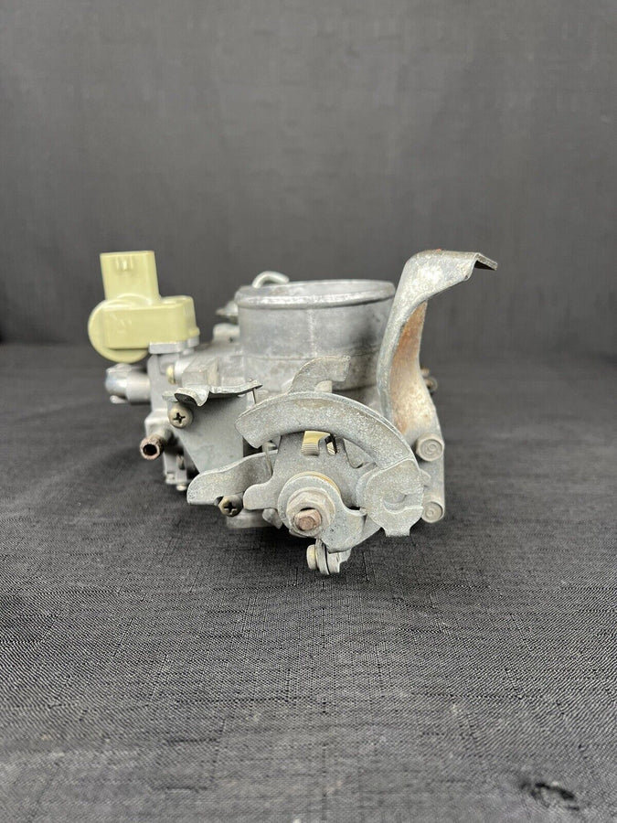 Toyota Tundra Throttle Body 3.4L 22210-62220 OEM 2000-2003