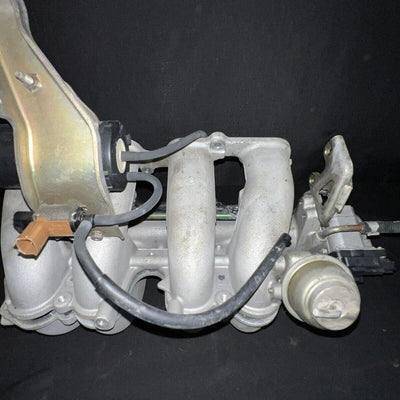 Nissan Altima 2.5L Intake Manifold 14001-8J001 Upper/Lower/TB 2002-2006