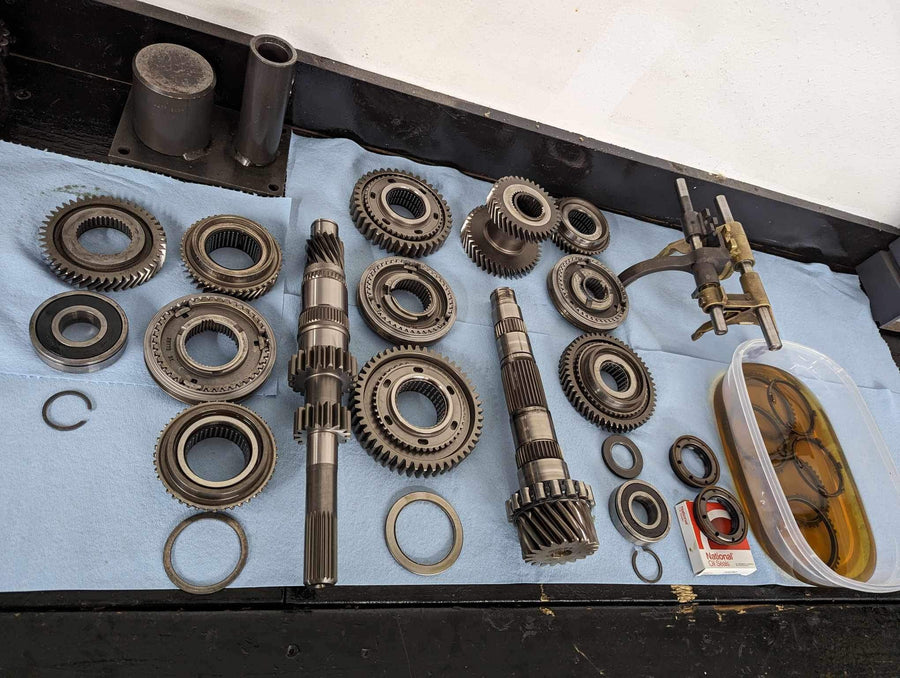 Dodge Neon Srt-4 Transmission T-850 5 SPD LSD OEM Mopar 2004-2005