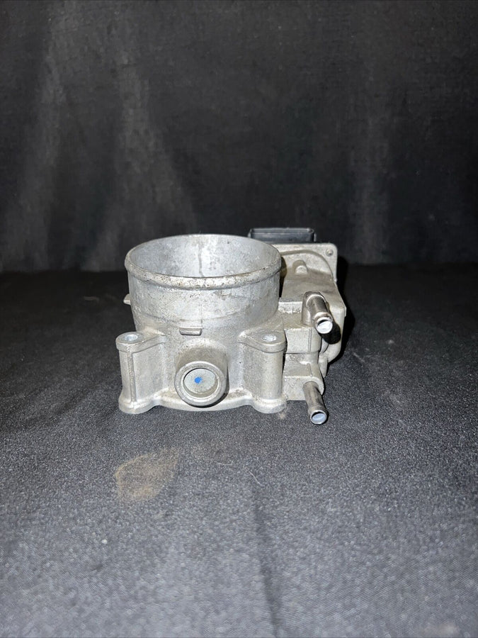 Toyota Avalon Throttle Body Assembly W/Motor 3.5L OEM (22030-0P050) (2006-2018)