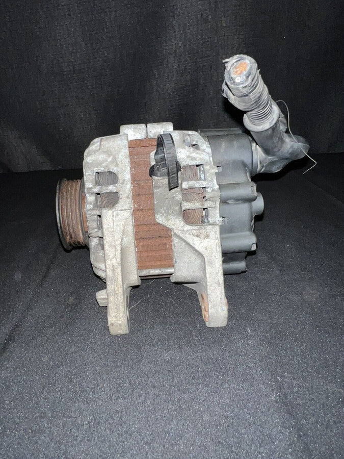 Hyundai Elantra Alternator 2.0L OEM (37300-23650) (2007-2012)