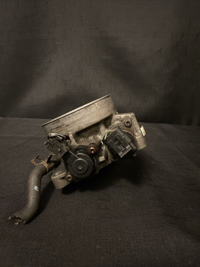 Chevrolet Express 1500 Throttle Body 5.3L V8 2003-2006 Savanna