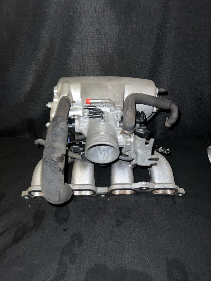 Toyota Tacoma Intake Manifold 2.7L & 2.4L W Throttle Body 00-04 (22210-75250) AT