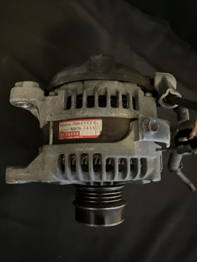 Toyota Camry Alternator 2010-2011 OEM 27060-0v060