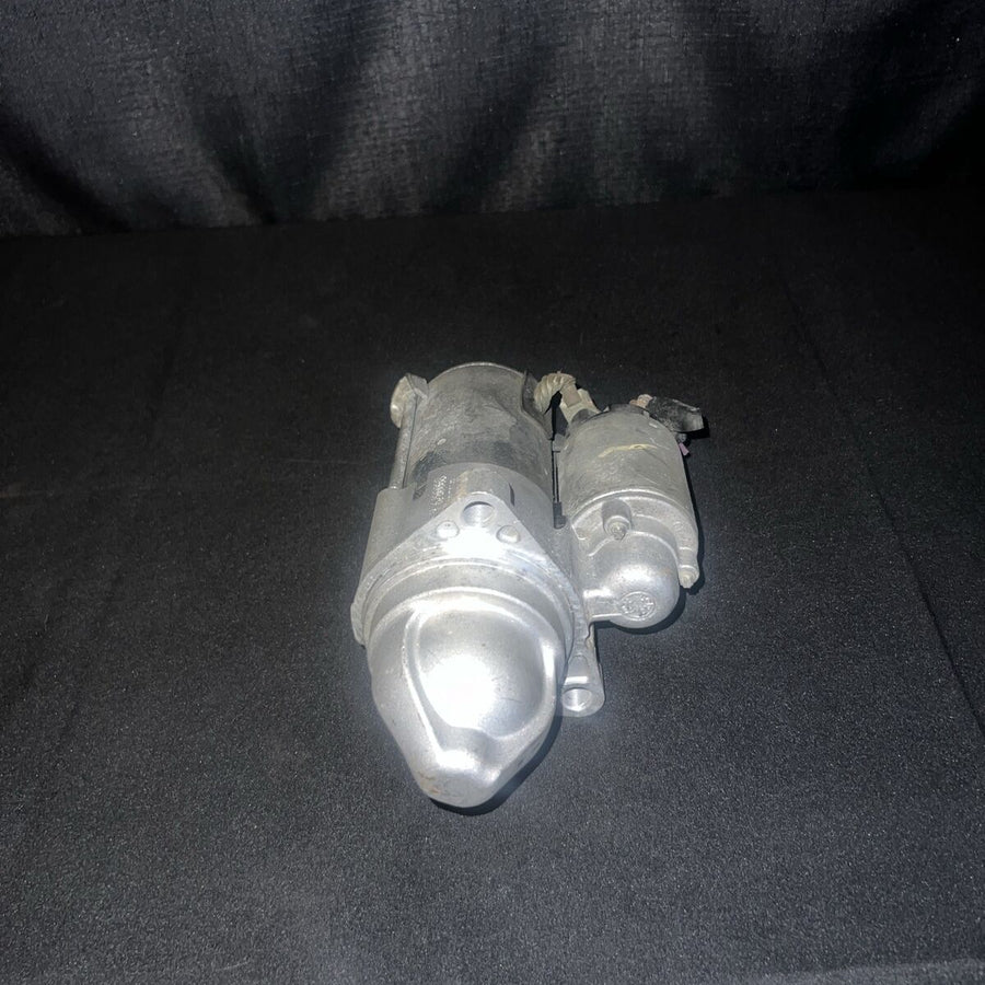 Saturn Vue Starter Motor 2.2L OEM (89018113) (06-07)