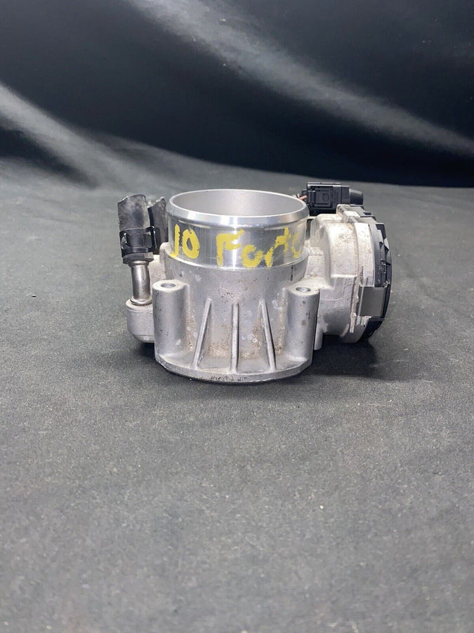 Kia Forte Throttle Body Assembly 2.0 L 35100-2G200 2011-2013