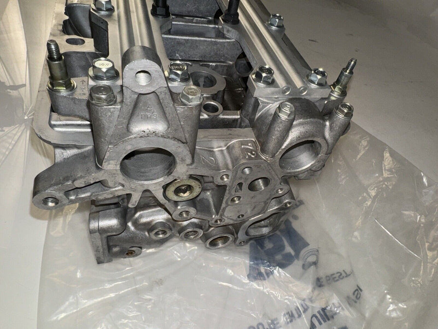 Honda Acura GSR HEAD VTEC DOHC Cylinder Head P72-2 OEM B18C1 1994-2001