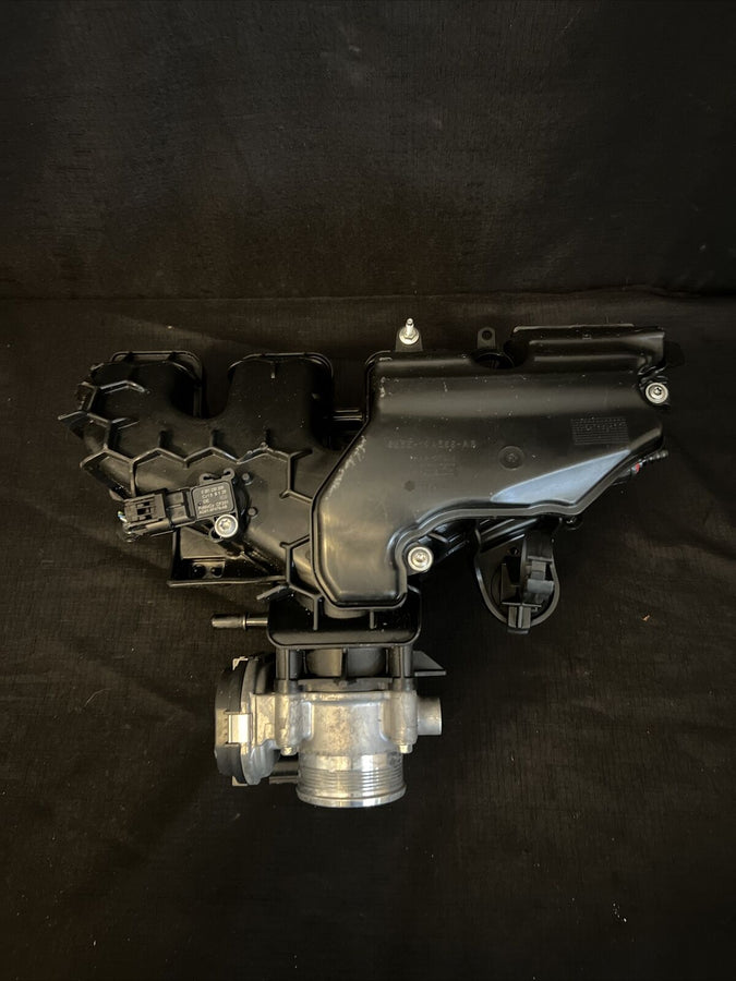 LAND ROVER DISCOVERY SPORT 2.0L Turbo INTAKE MANIFOLD CB5E-19A566-AB (15-17) OEM