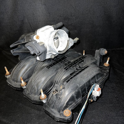 JEEP LIBERTY 3.7 L INTAKE MANIFOLD 53032803 OEM 2005-2006 With Throttle Body