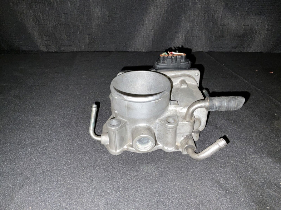 Toyota RAV4 Throttle Body Assembly W/Motor 2.4L OEM  (22030-28070) (2006-2009)