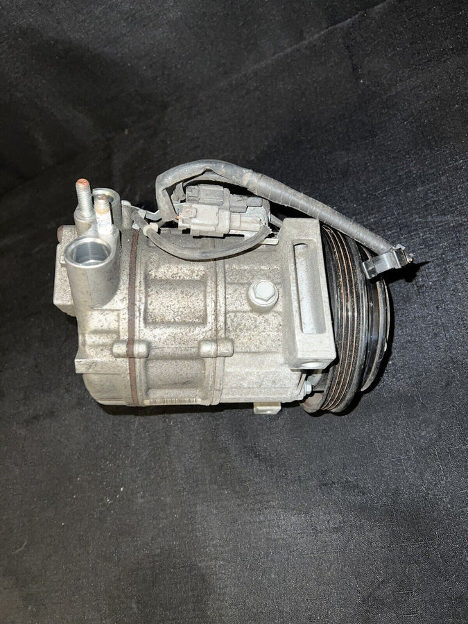 Nissan M35 A/C Compressor Oem 92600-EG00C Zexel 92600-EG00A 2006-2009