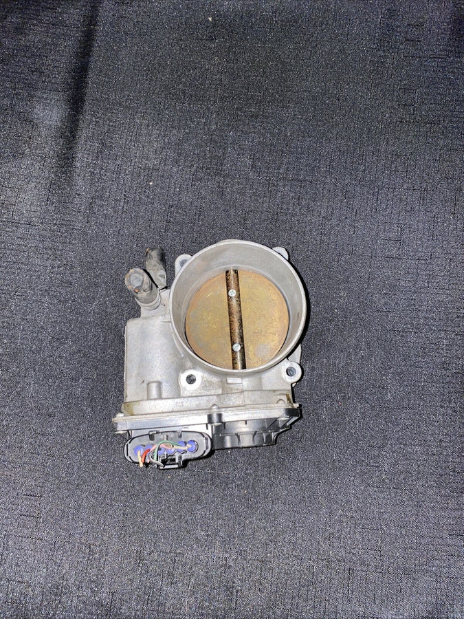 Toyota Tundra Sequoia 4.7L 2UZFE Throttle Body Assy OEM 22030-0F010 (04-10) OEM