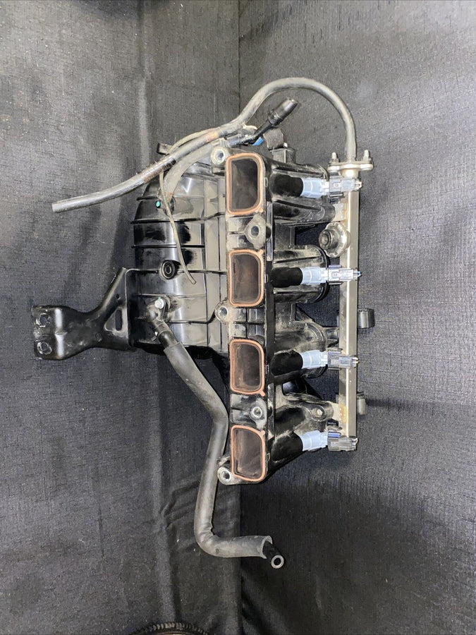Hyundai Sonata Intake Manifold 2.4L Hybrid OEM 2011-2015 Optima