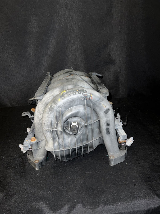 Nissan Pathfinder 5.6L V8 Intake Manifold 2008-2012 OEM 14001-ZE0 Titan