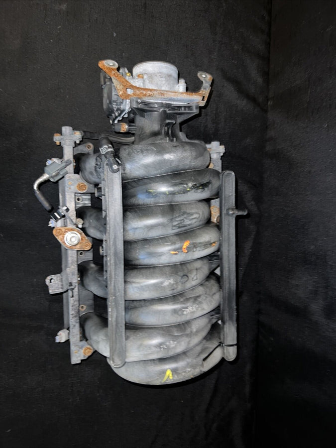 Nissan Pathfinder 5.6L V8 Intake Manifold 2008-2012 OEM 14001-ZE0 Titan