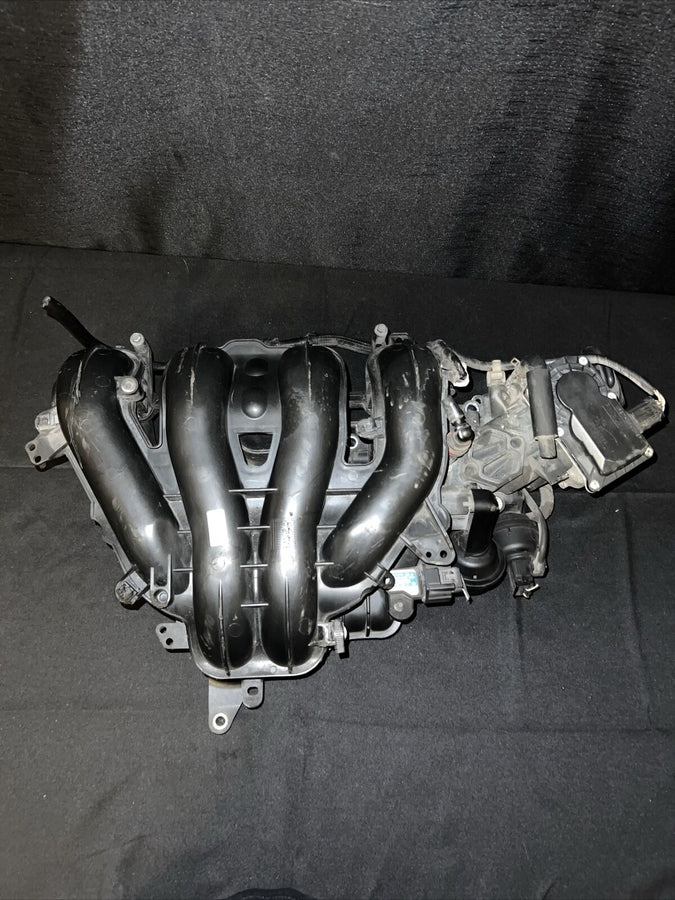 Mazda 3 Intake Manifold/Throttle Body 2.0L OEM (LF62-13-100K) (05-09)