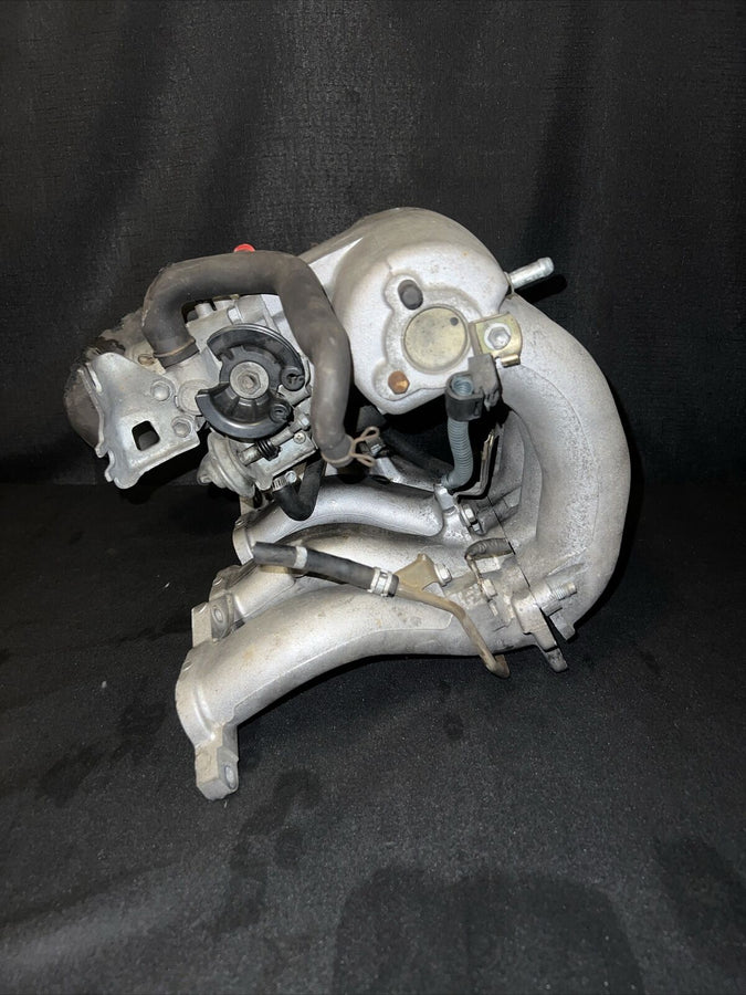 Toyota Tacoma Intake Manifold 2.7L & 2.4L W Throttle Body 00-04 (22210-75250) AT