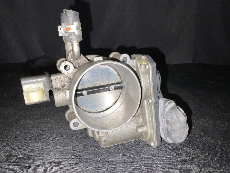 TOYOTA CAMRY FUEL INJECTION THROTTLE BODY 2010- 2017 OEM