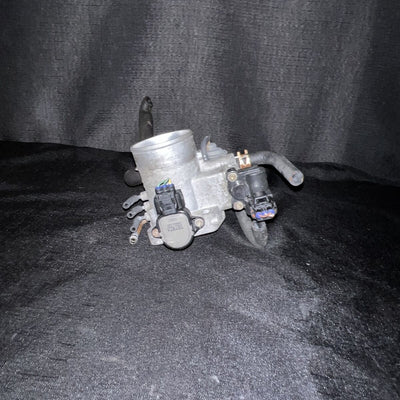 Toyota Tacoma 2.7L & 2.4L Throttle Body 2000-2004 (22210-75250)